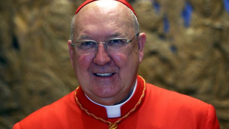 <em>Kardinal Farrell</em>: Kako biti <strong>»domača Cerkev«</strong>