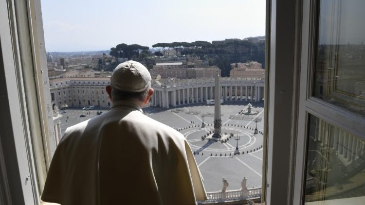 <strong>Papež</strong>: vsi zmolimo očenaš<em>v sredo 25. marca opoldan</em>