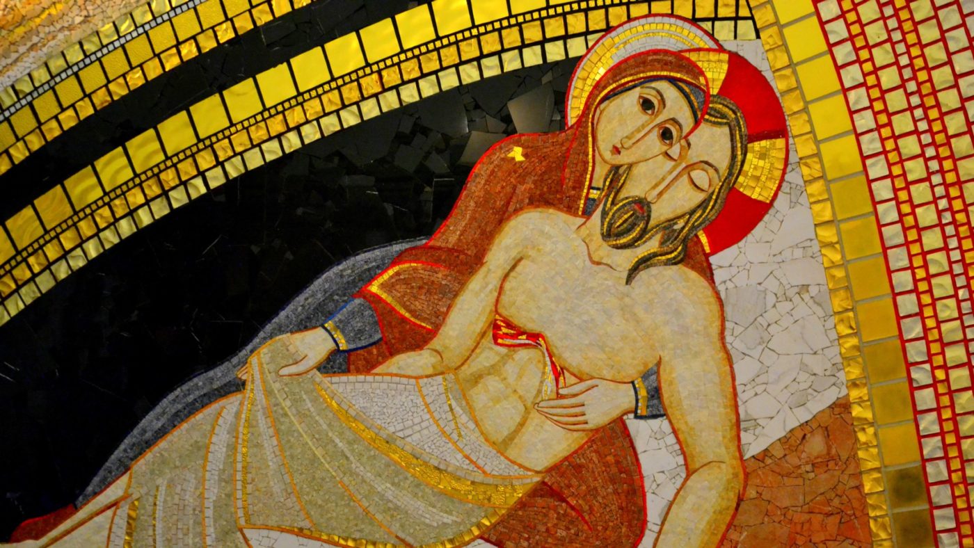 Žalostna Mati Božja <strong>Zgodba ljubezni</strong> neke <em>pomladi</em>