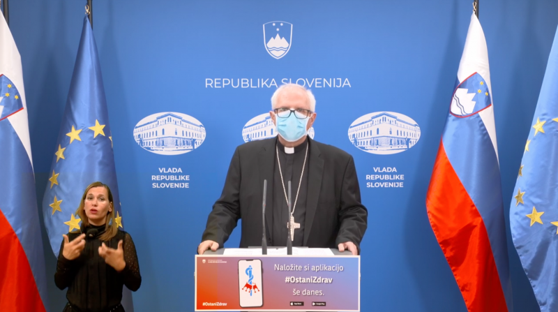 Nadškof Zore: Vabim, da <strong>dosledno uresničujemo vse ukrepe</strong> za zaščito <em>lastnega zdravja in zdravja bližnjih</em>