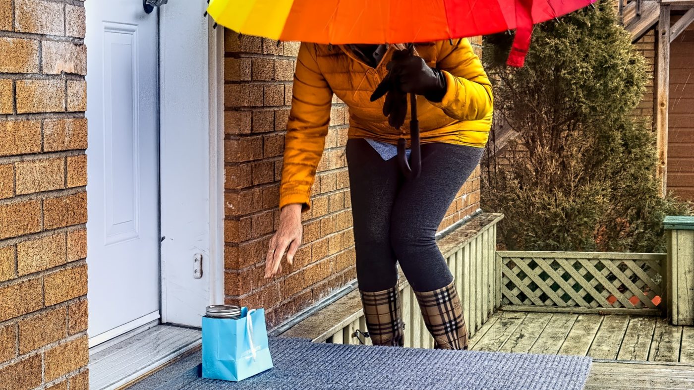 andre-ouellet-zU3xcg52df0-unsplash (1), pomoč <strong>Želite</strong> med epidemijo <strong>pomagati</strong> pomoči potrebnim? <em>Slovenska Karitas</em> vas potrebuje!
