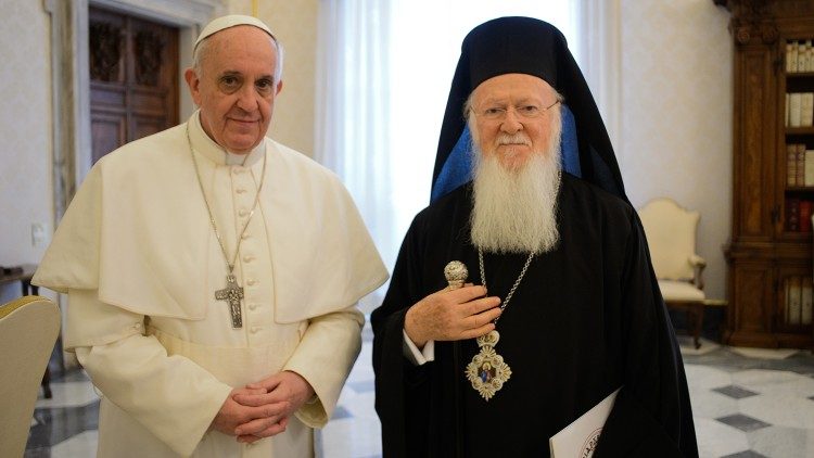 <em>Patriarh Bartolomej </em>o papeževi novi okrožnici: Papeževa <strong>neomajna skrb za človeka</strong>