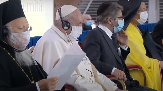 Papež Frančišek na <em>srečanju verskih voditeljev</em>: <strong>Potrebujemo mir!</strong> Več miru!