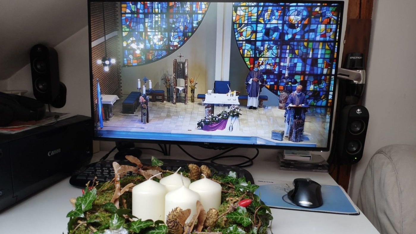 <em>Pri nas doma</em> se pripravljamo na <strong>advent</strong>