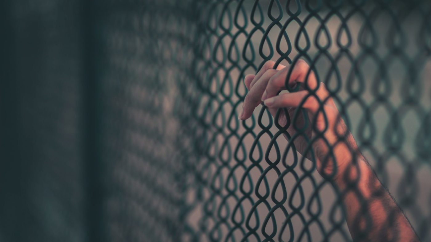 alfaz-sayed-KoWJBcF2MQ4-unsplash, zapor <strong>Teden zaporov</strong> letos pod geslom: <em>Združeni v zapori</em>