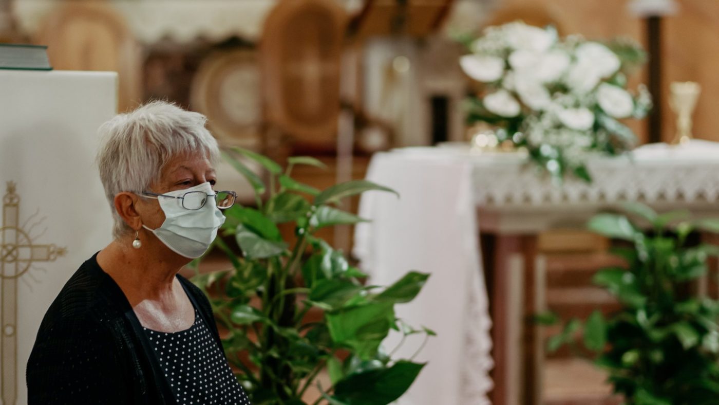 gabriella-clare-marino-xw07vapCFg8-unsplash SPROŠČANJE <strong>Verski obredi in pastoralna dejavnost</strong> v času sproščanja <em>ukrepov</em>
