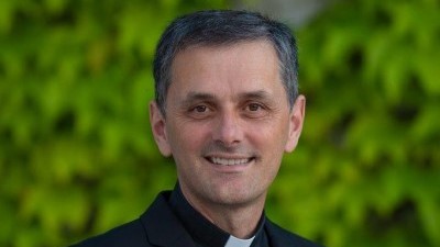 Sveti oče Frančišek imenoval <strong>msgr. dr. Andreja Sajeta</strong> za <EM>novomeškega škofa</EM>