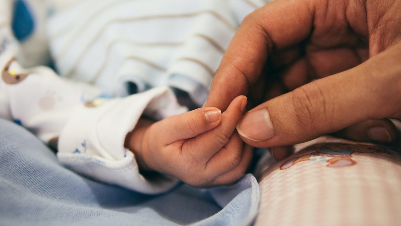 aditya-romansa-5zp0jym2w9M-unsplash <strong>Pohod za življenje</strong> 2021: <em>Podpora otrokom, materam in očetom</em>
