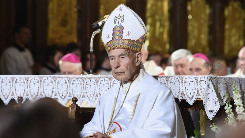 Pridiga <strong>nadškofa Alojzija Cvikla</strong> ob <EM>100. letnici rojstva škofa dr. Jožefa </EM>