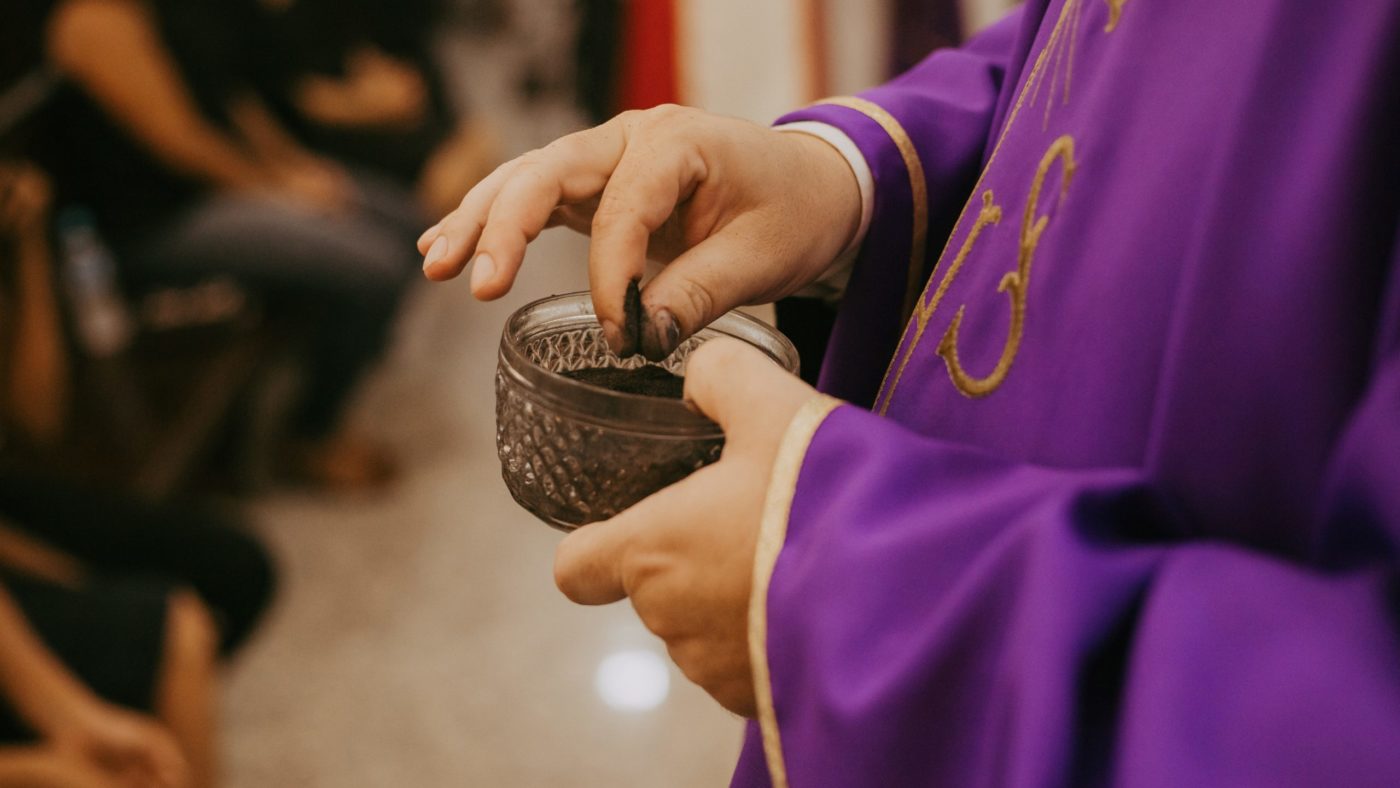 thays-orrico-JoCCv4jcoYo-unsplash <strong>Pismo</strong> papeža Frančiška <EM>za postni čas</EM> (II. del)