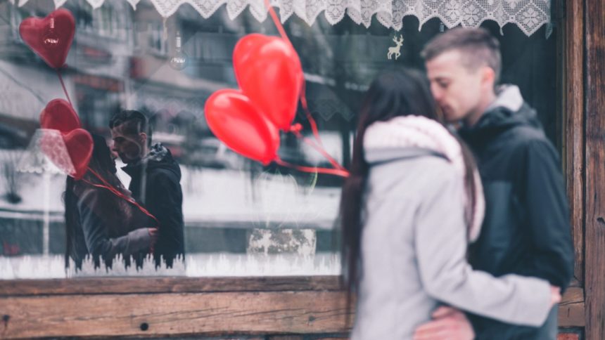 valentine, freestocks-unsplash Sveti Valentin, popelji naju h <em>koreninam</em> najine <strong>ljubezni</strong>!