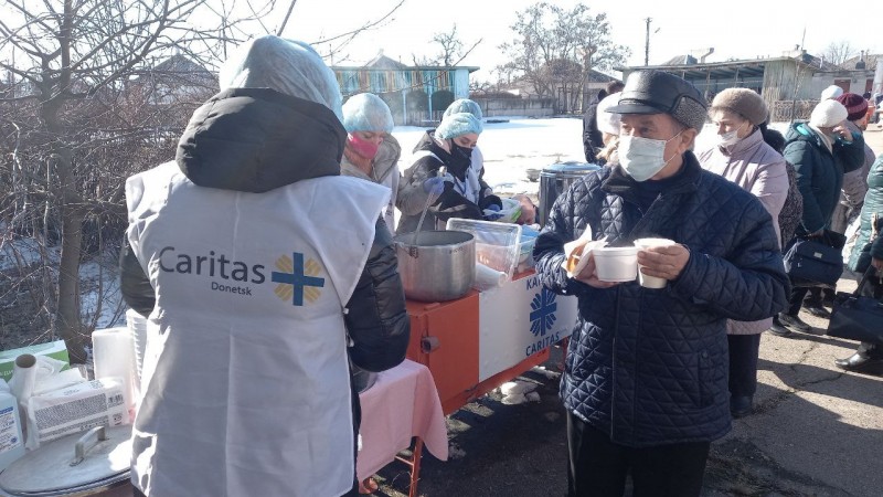 <em>Slovenska Karitas</em> zbira sredstva za <strong>humanitarno pomoč trpečim v Ukrajini</strong>