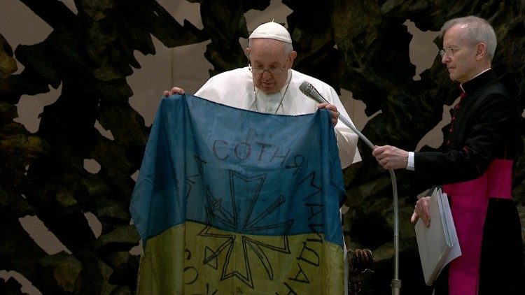 Papež o <strong>pokolu v Buči</strong>: <em>Vedno bolj grozne okrutnosti</em>