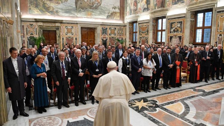 <em>Papež Frančišek:</em> <strong>Judje in katoličani, skupaj izsušimo močvirje nepravičnosti</strong>