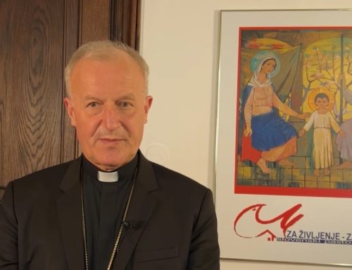 Škof Anton Jamnik ob zaključku Tedna družine