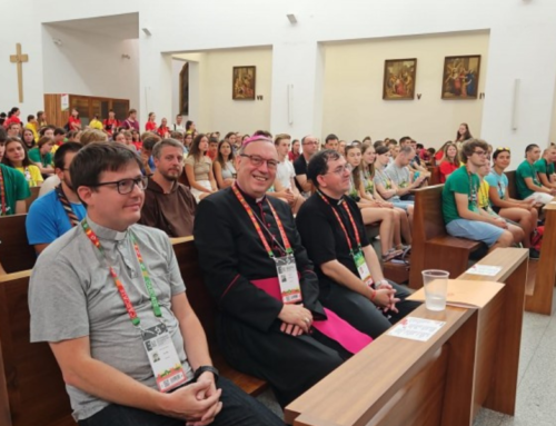 1. kateheza nadškofa Alojzija Cvikla na Svetovnem dnevu mladih v Lizboni
