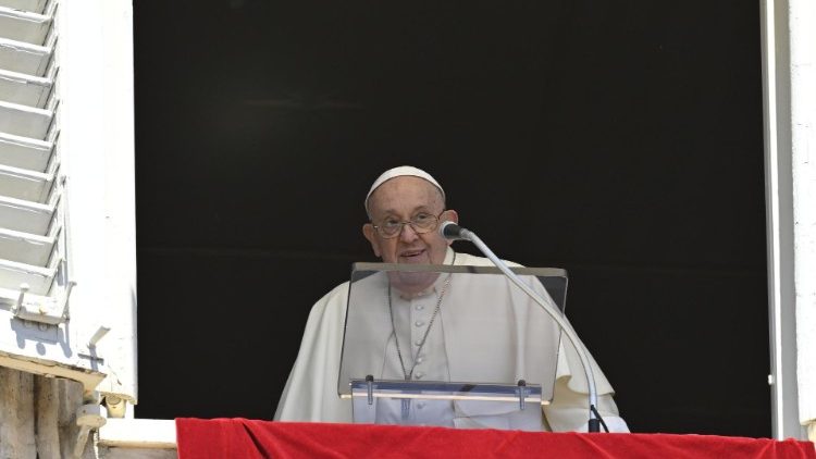 Papež Frančišek: preko <em>podobe semena o Božjem kraljestvu</em> o <strong>drži zaupljivega pričakovanja</strong>