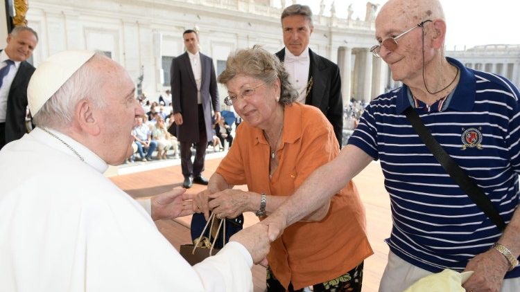 <strong>Poslanica</strong> papeža Frančiška ob <em>4. svetovnem dnevu starih staršev</em>