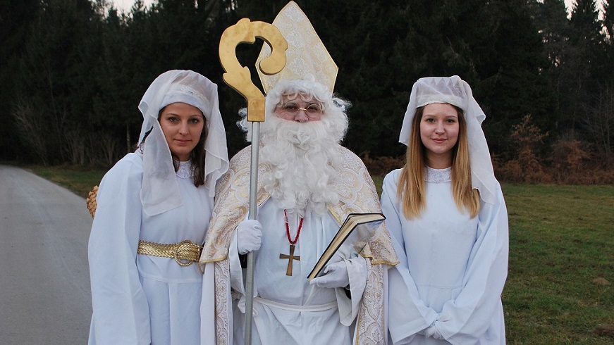 Miklavževanje <em>na prostem</em> ima toliko Miklavževega, kot ima božiček Božjega – <strong>nič!</strong>