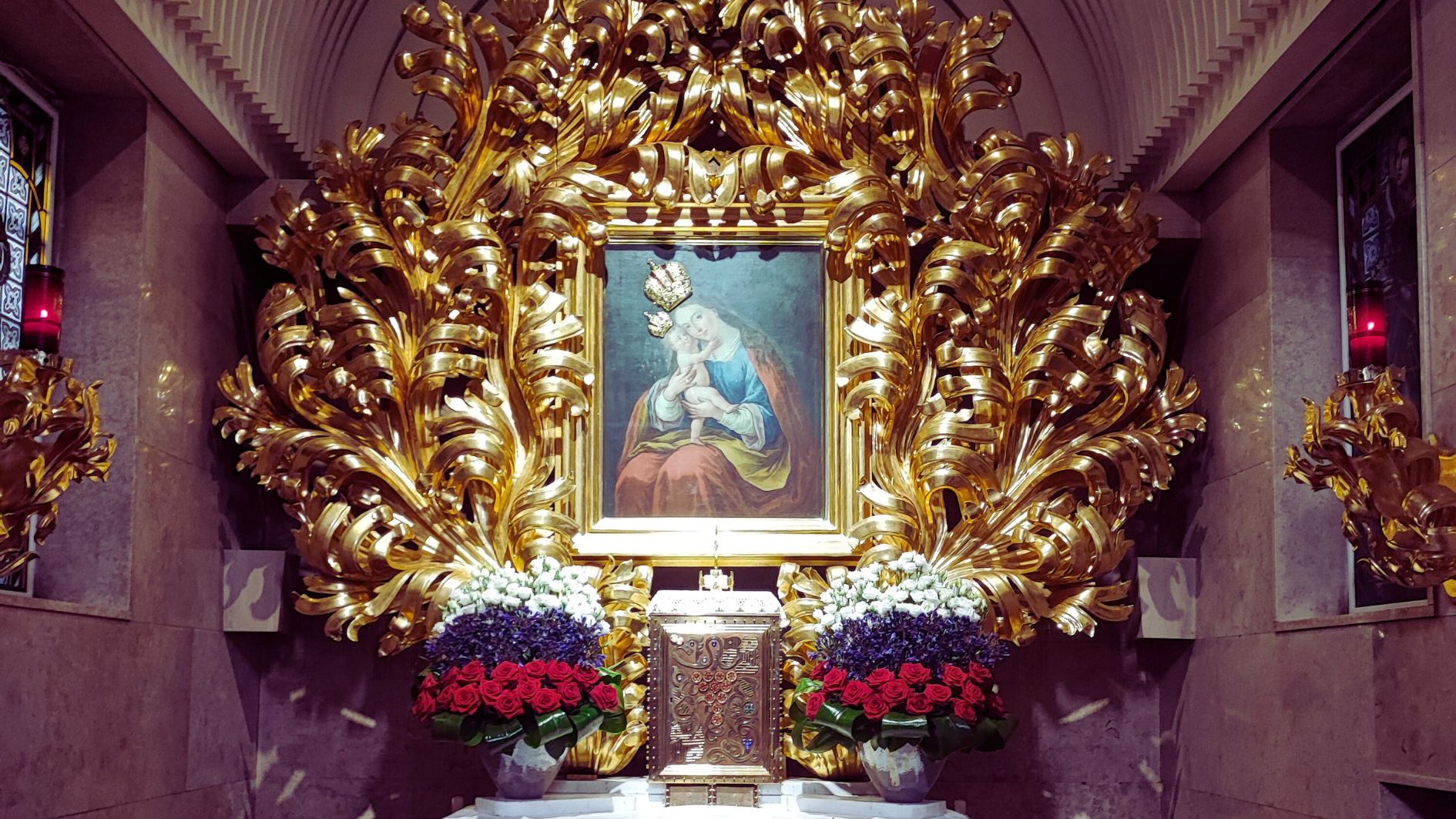 <em>Marija Pomagaj,</em> <strong>kraljica Slovencev</strong>