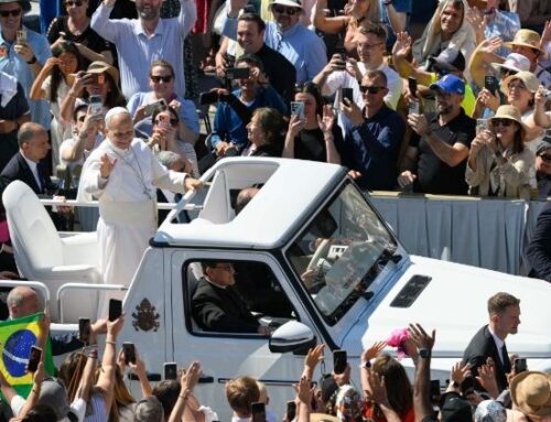 Kateheza o liturgični reformi: ohraniti zdravo izročilo in se odpreti napredku